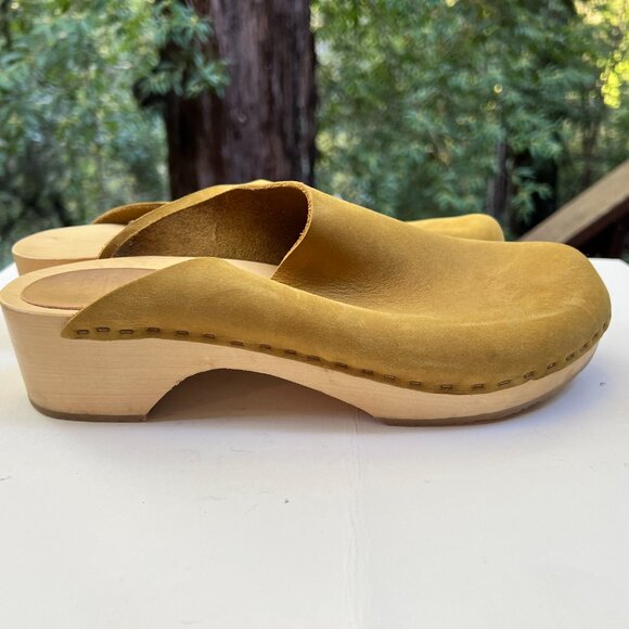 Bryr Worker Clog in Fennel - 40 wide (size 9.5 ish) - Picture 5 of 8